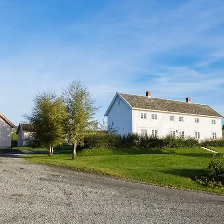 Hotell Husfrua Gårdshotell