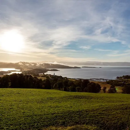 Husfrua Gardshotell Straumen (Nord-Trondelag)