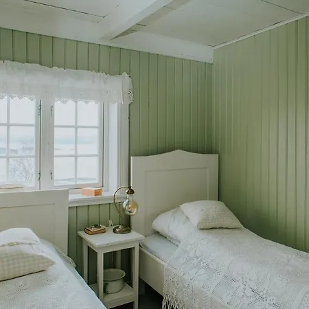 Hotel Husfrua Gardshotell Straumen (Nord-Trondelag)