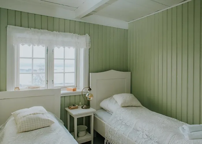 Hotel Husfrua Gardshotell Straumen (Nord-Trondelag)